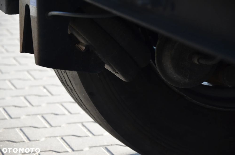 Schmitz Cargobull VARIOS / 2 POZIOMY JAZDY / OŚ PODNOSZONA / DACH POD. /  CODE XL / OCYNK 3671 - 8