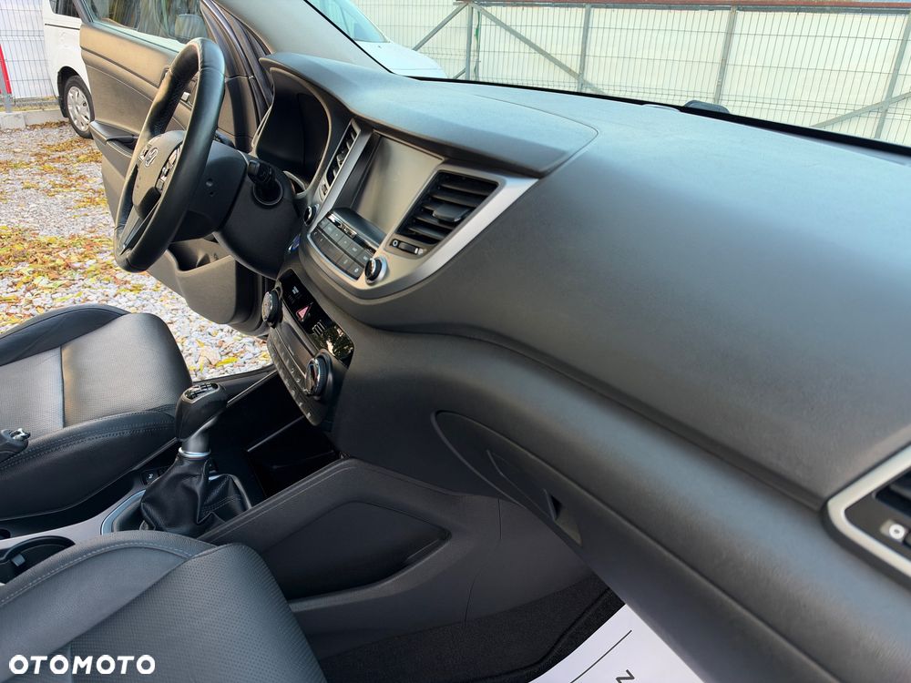 Hyundai Tucson 2.0 CRDI 4WD Premium - 29