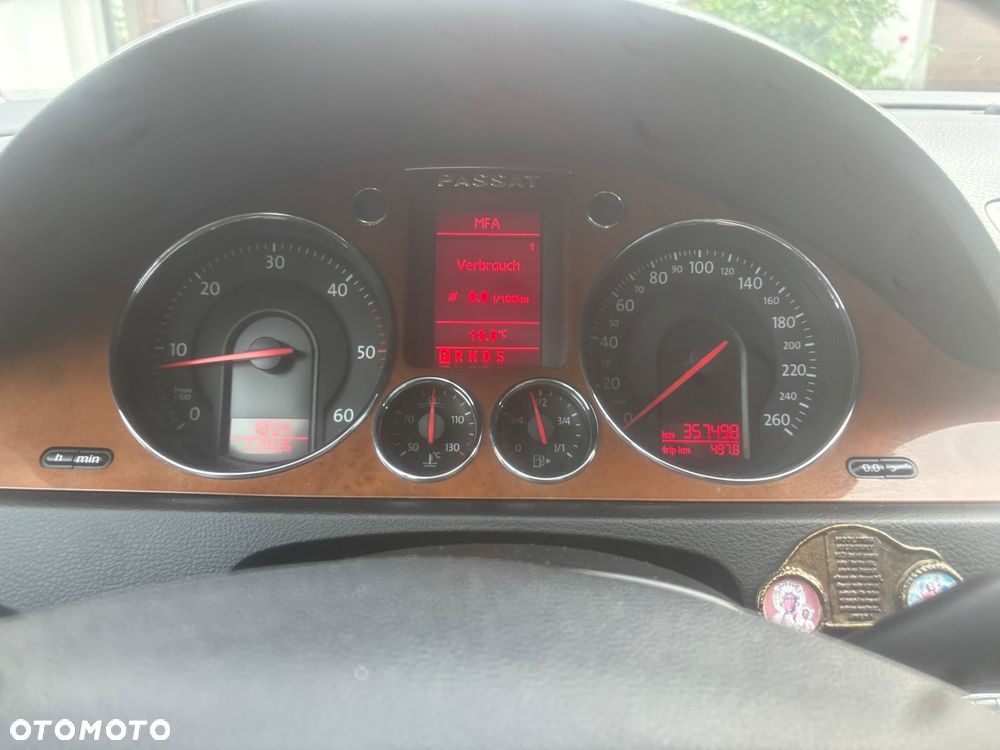 Volkswagen Passat 2.0 TDI DPF Highline DSG - 9