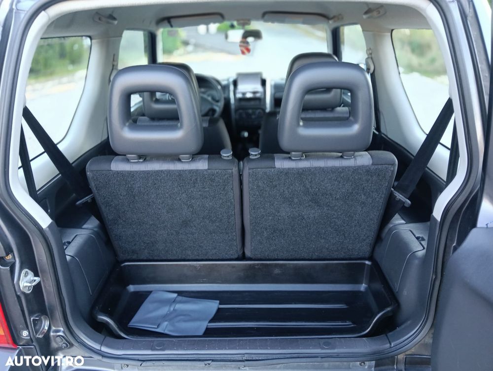 Suzuki Jimny 1.5 DDiS Club - 19
