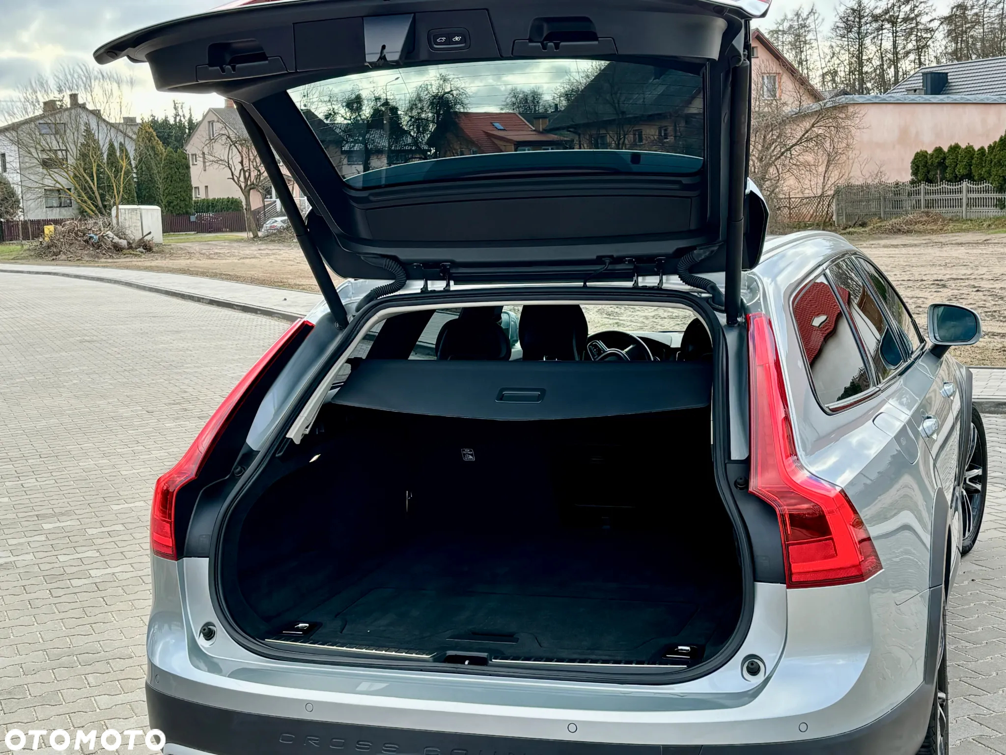 Volvo V90 Cross Country D5 AWD Geartronic - 7