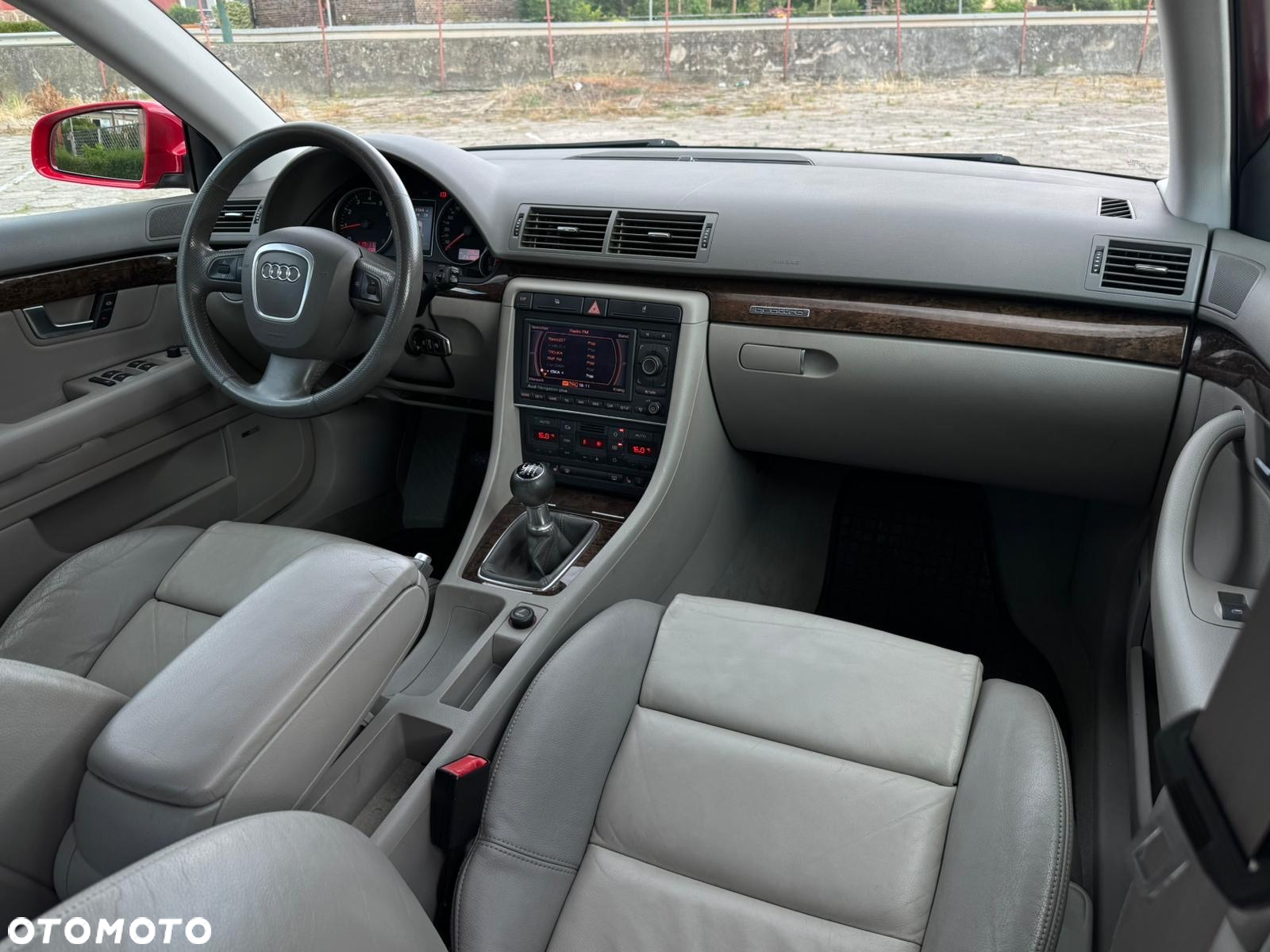 Audi A4 2.0 DTM T FSI Quattro - 7