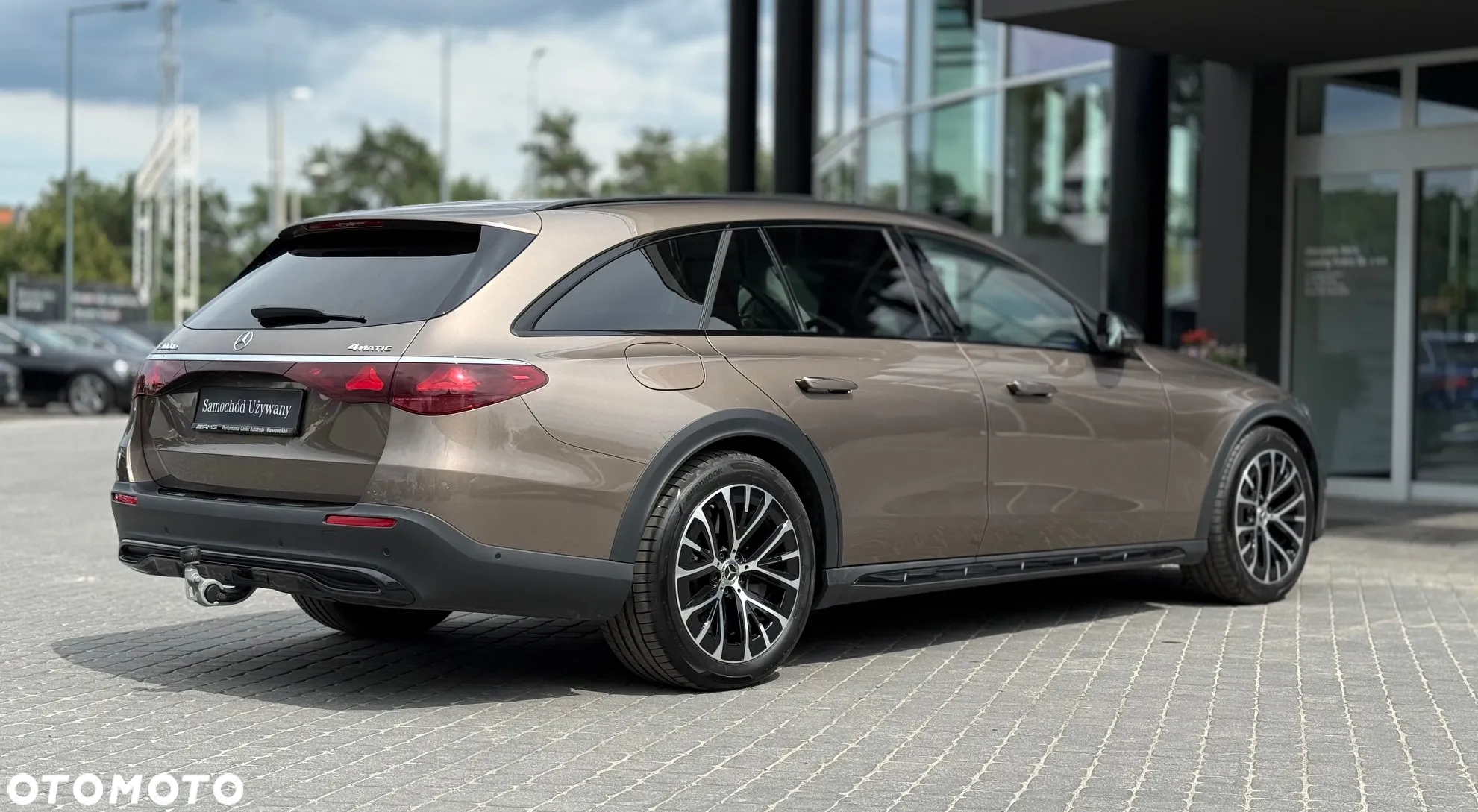 Mercedes-Benz Klasa E 300 de PHEV 4-Matic All-Terrain Avantgarde 9G-Tronic - 6