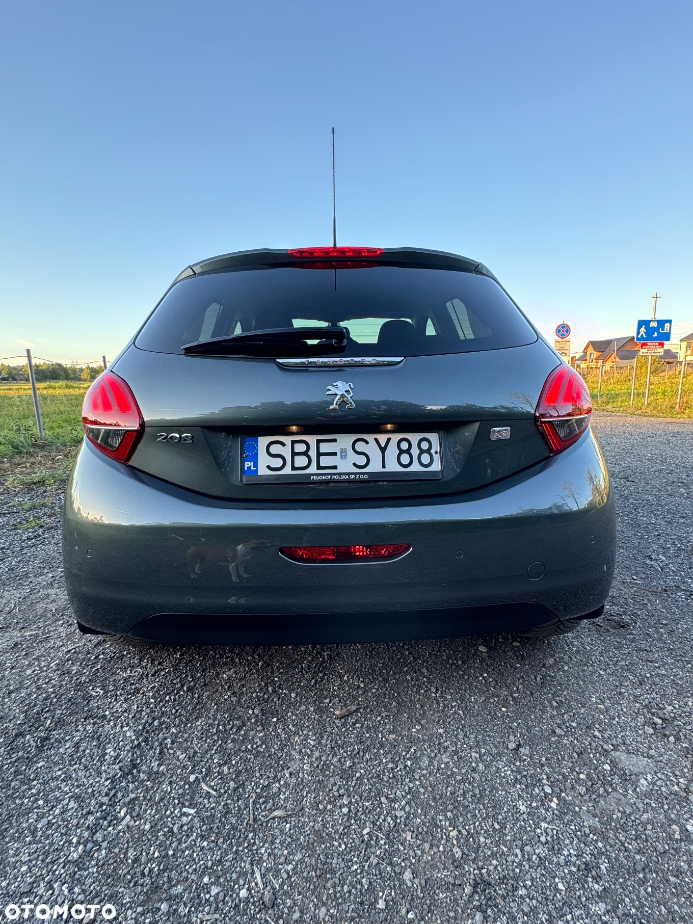 Peugeot 208 1.2 PureTech Allure S&S - 8