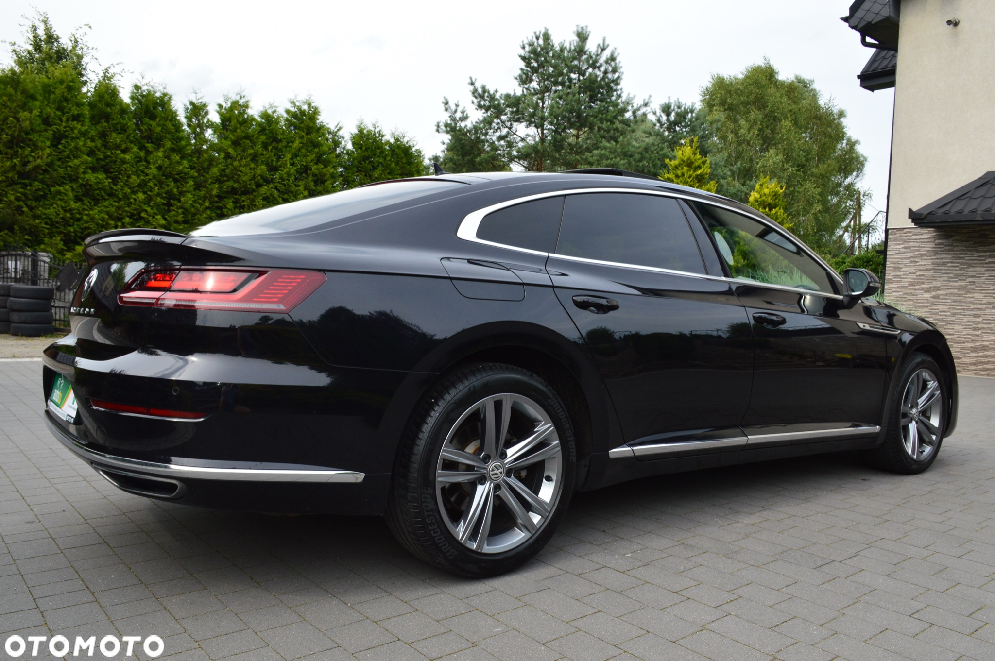 Volkswagen Arteon 2.0 TSI DSG R-Line Edition - 8