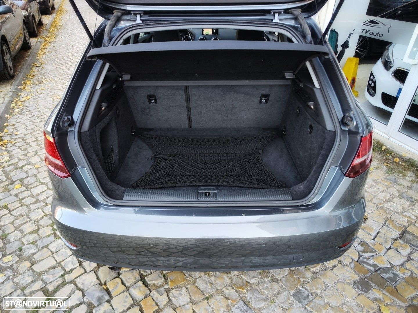 Audi A3 Sportback 1.6 TDI Advance - 8