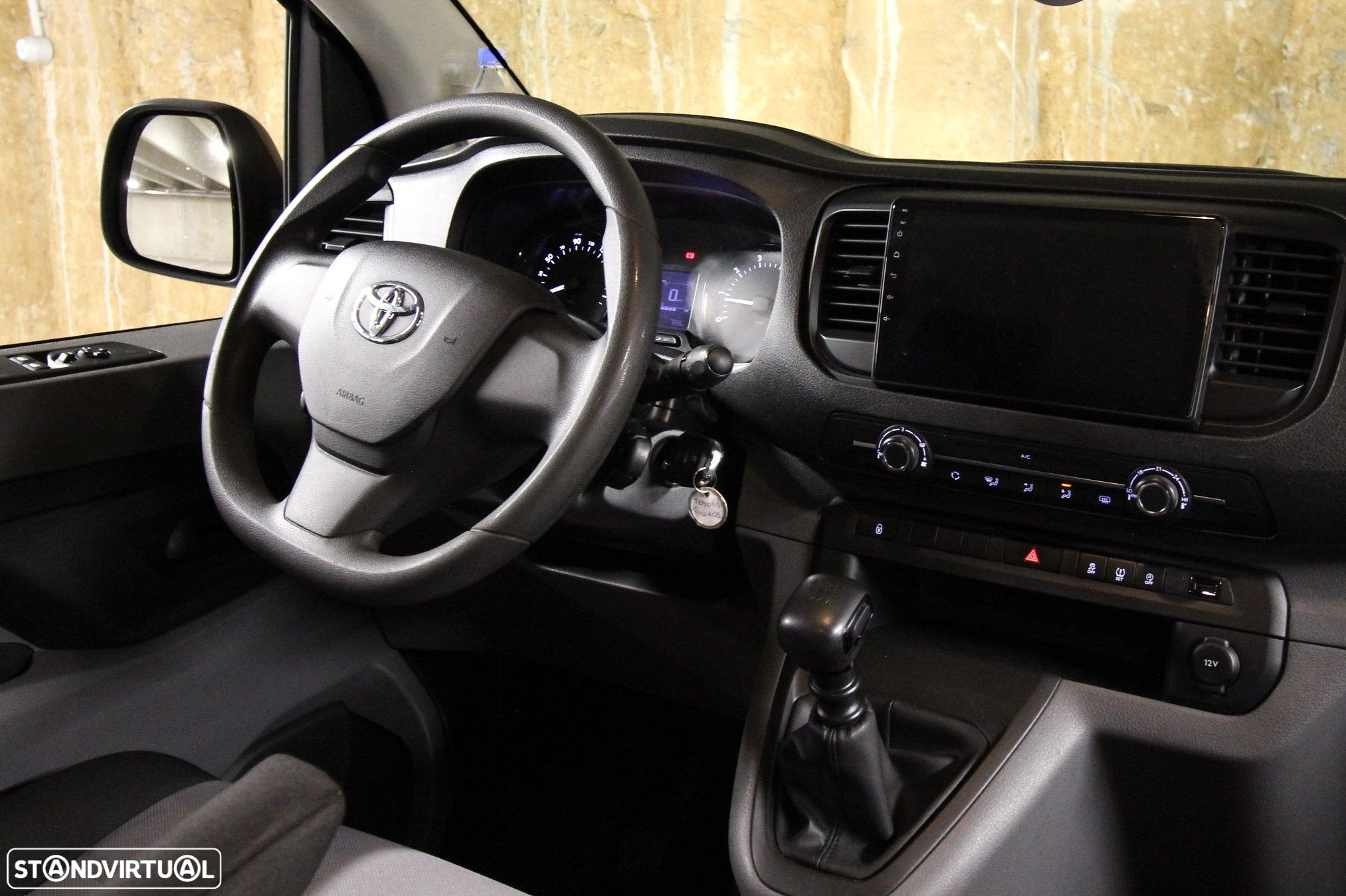Toyota Proace 1.6 D-4D L1 6L - 15