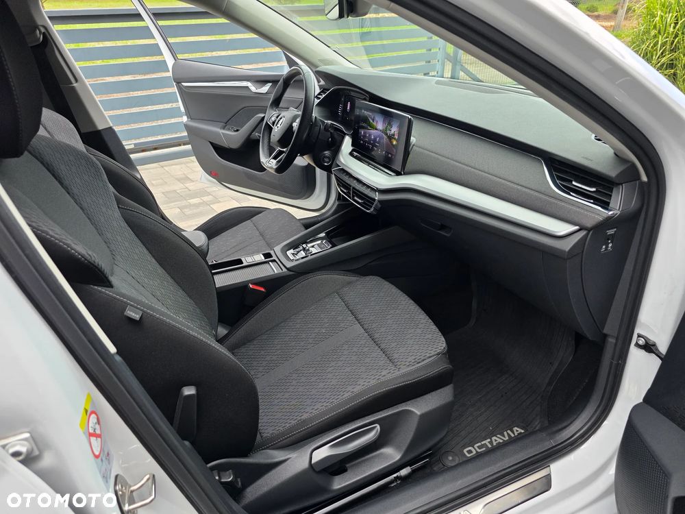 Skoda Octavia 2.0 TDI Style DSG - 18
