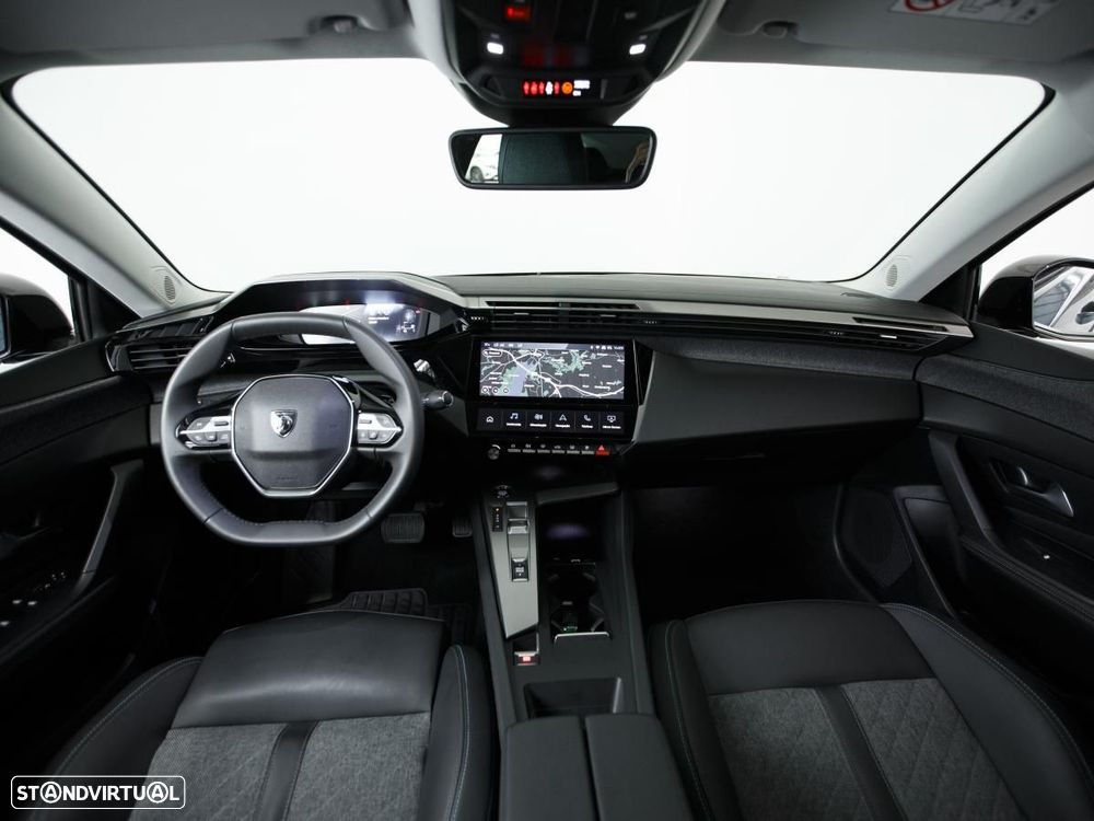 Peugeot 408 1.2 PureTech Allure EAT8 - 6