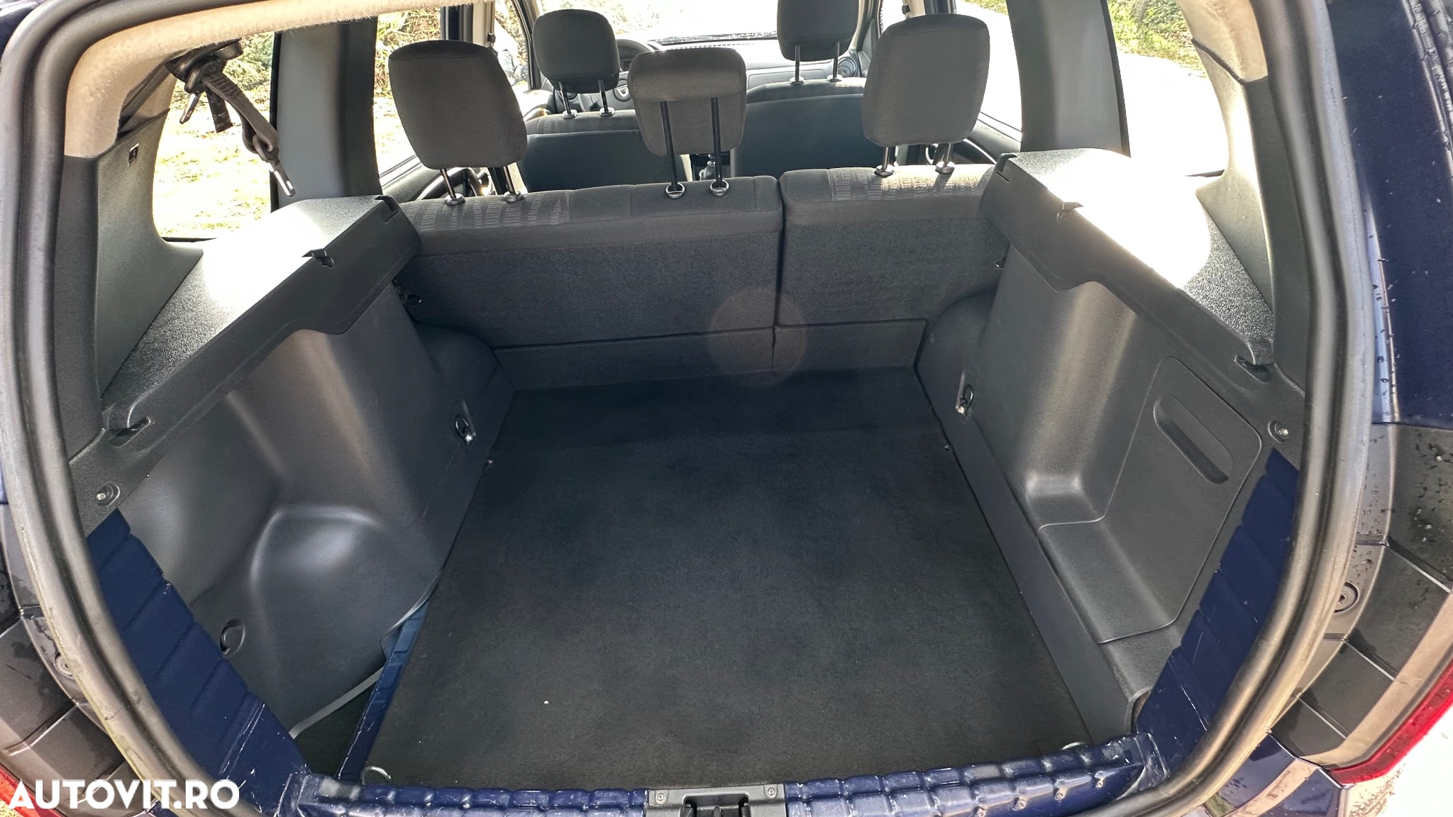 Dacia Duster 1.6 4x4 Laureate - 16