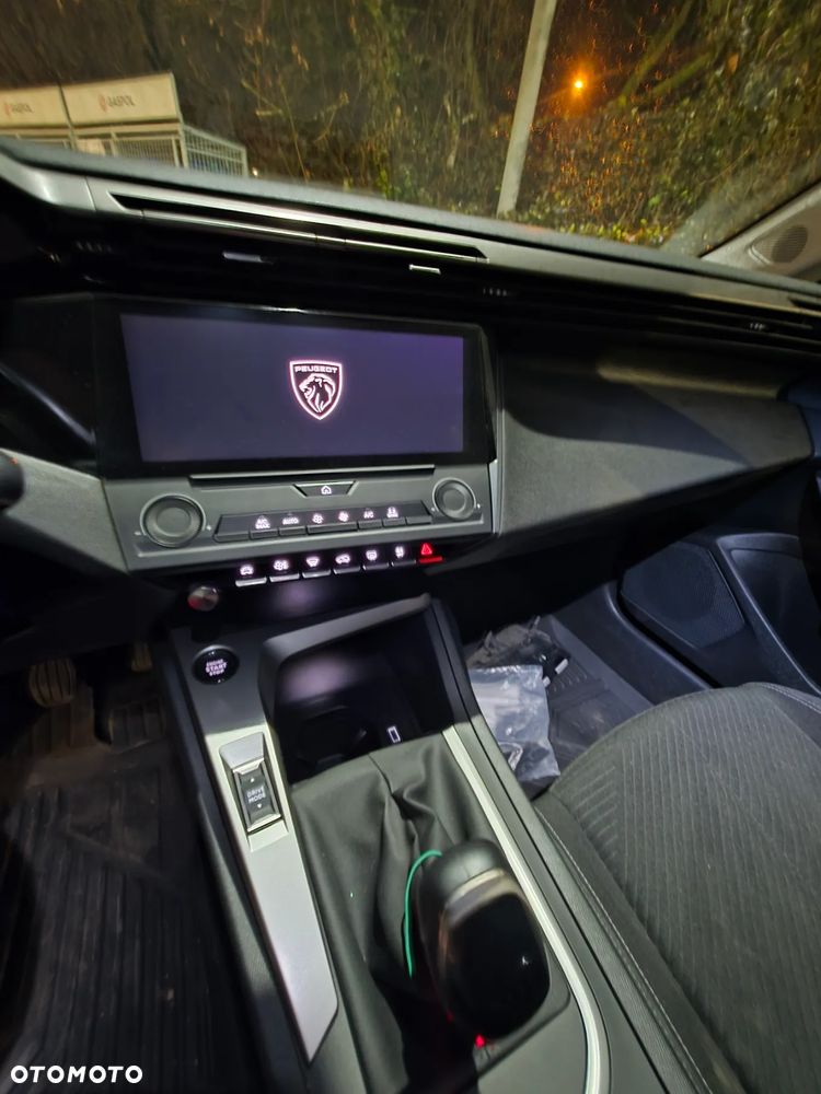 Peugeot 308 1.5 BlueHDi Allure S&S - 21