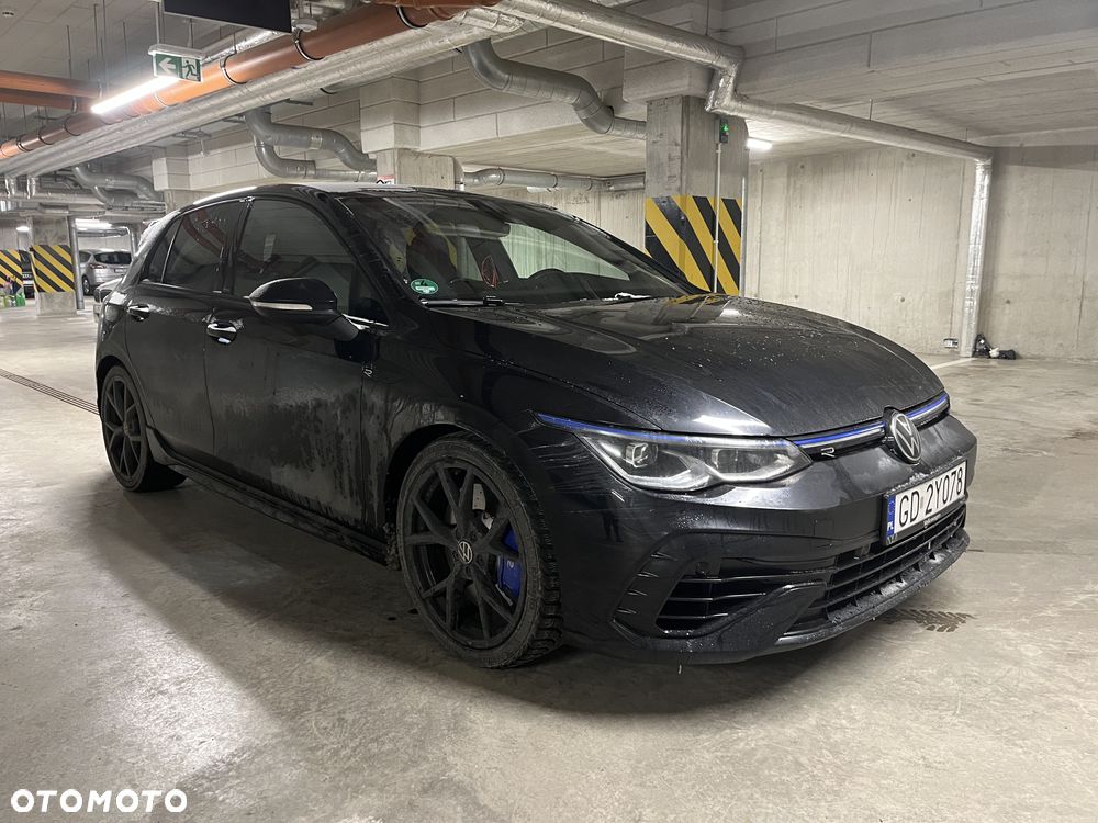 Volkswagen Golf - 25