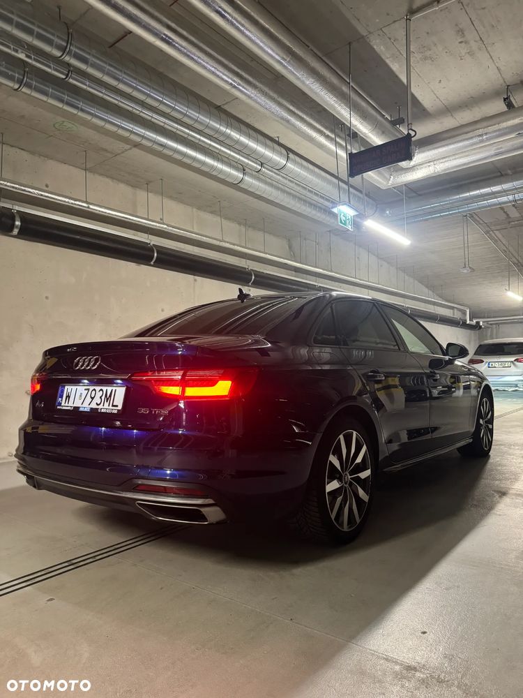 Audi A4 Limousine - 3