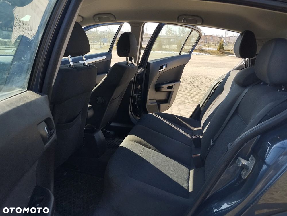 Opel Astra 1.6 Cosmo - 12