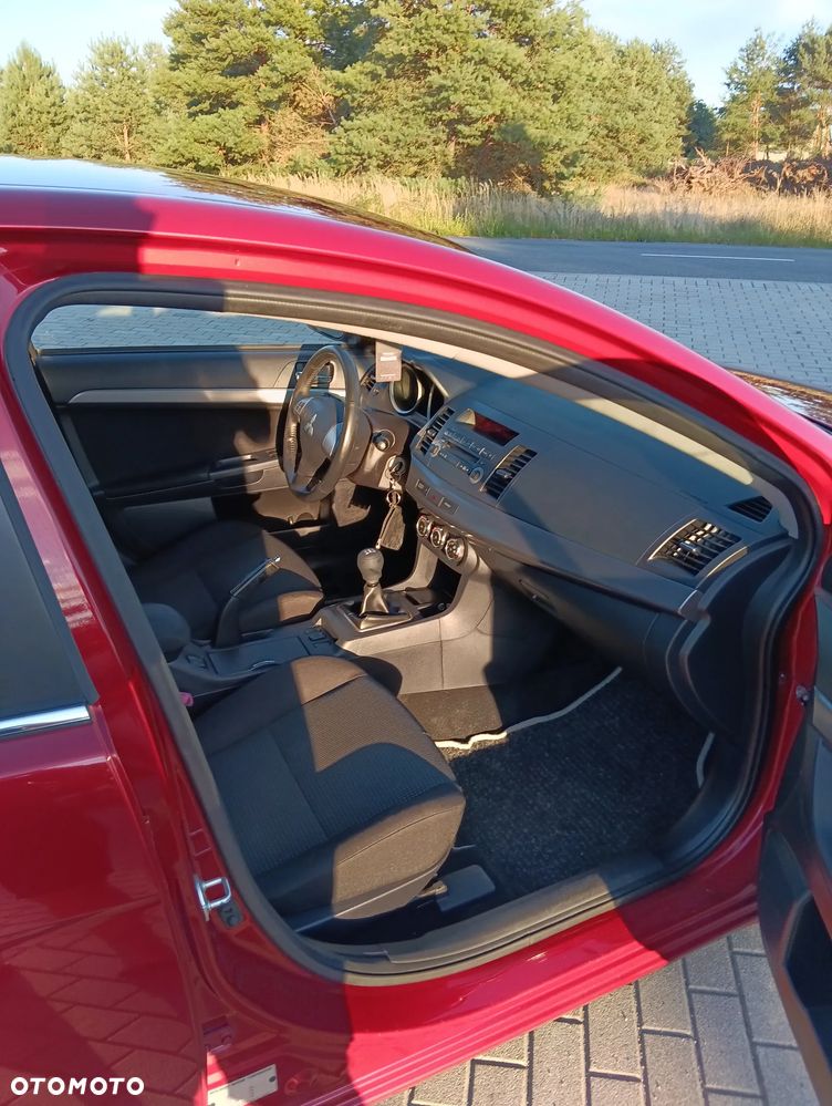 Mitsubishi Lancer 1.6 Intense - 6