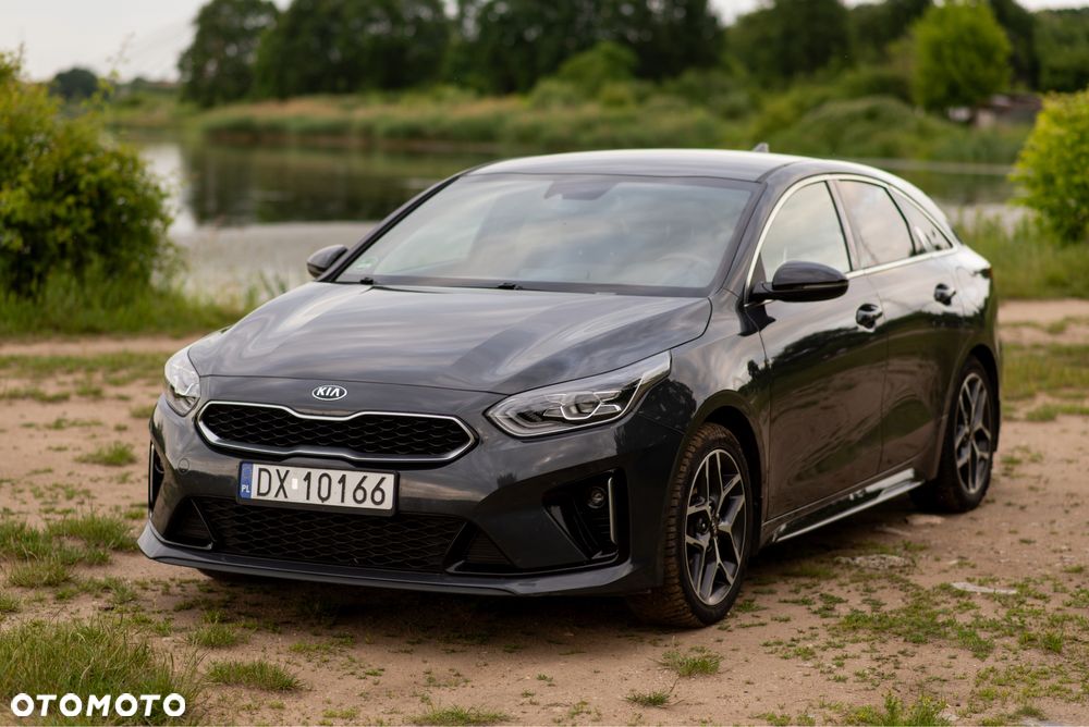 Kia ProCeed - 1