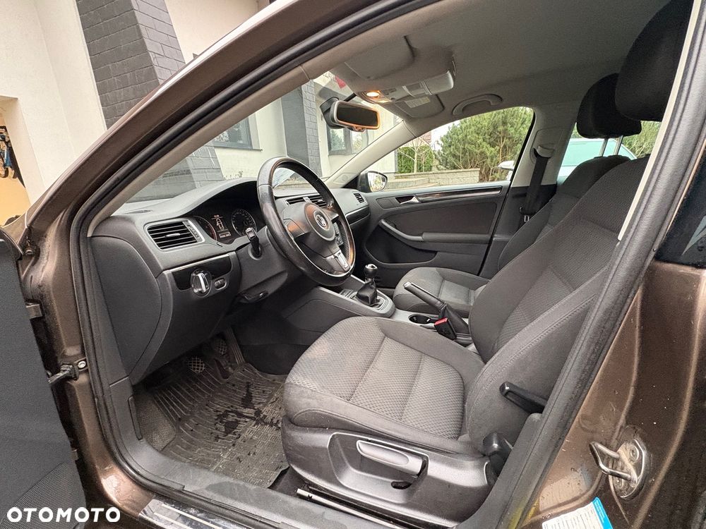 Volkswagen Jetta 1.4 TSI Comfortline - 16