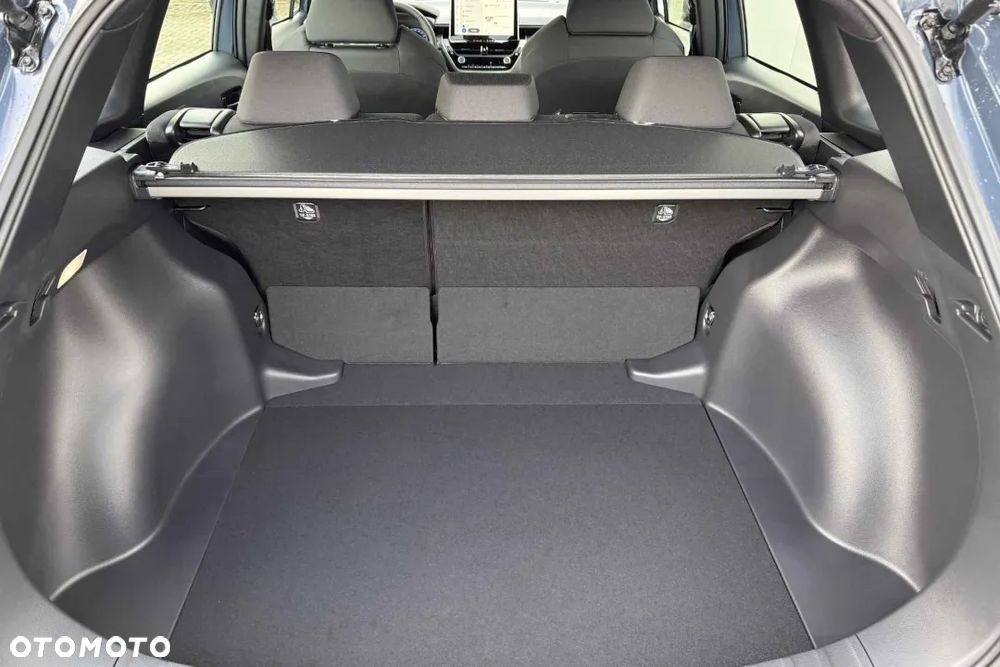 Toyota Corolla Cross 1.8 Hybrid Comfort - 32