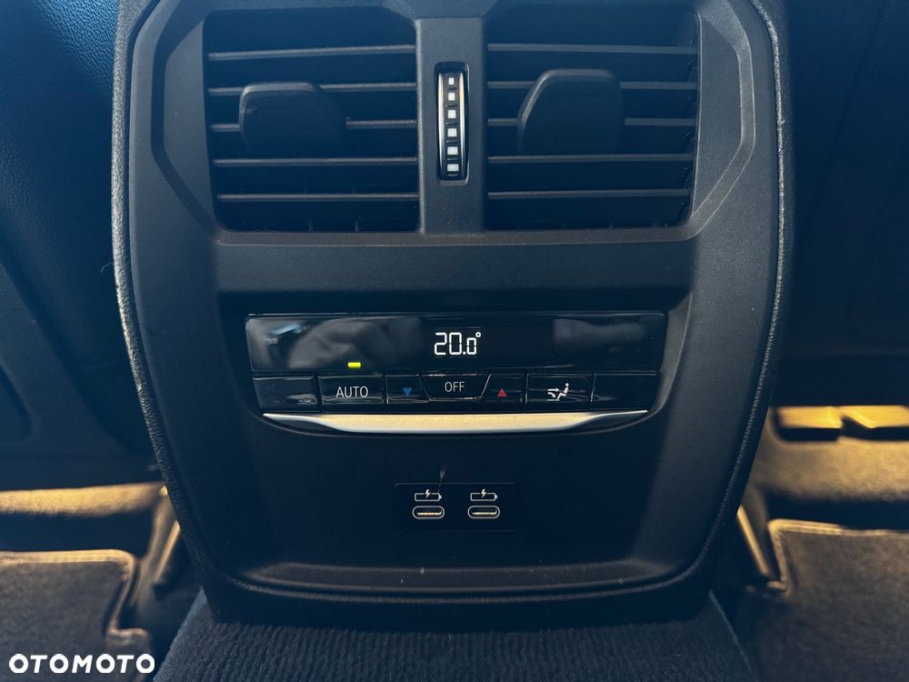 BMW Seria 3 320d xDrive Edition Luxury Line Purity - 24