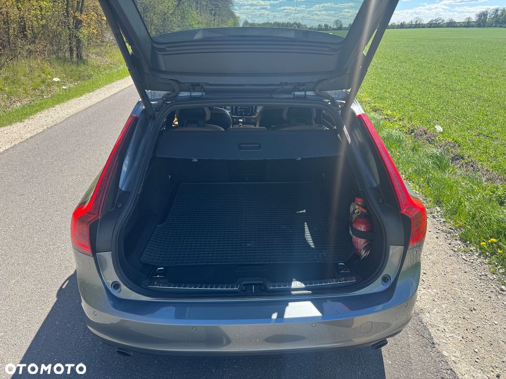 Volvo V90 T5 Momentum - 8