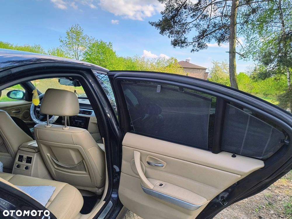 BMW Seria 3 320i - 14