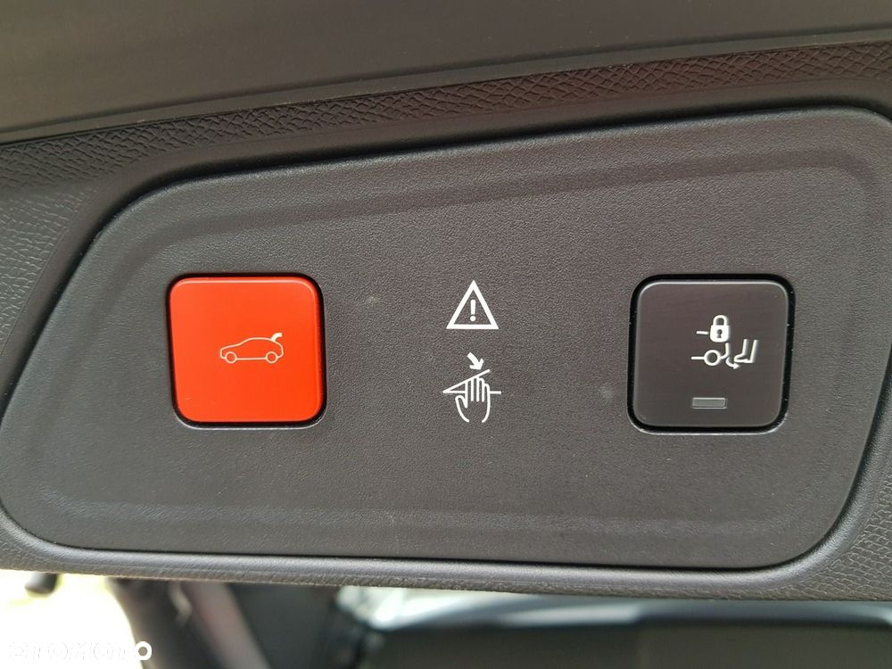 Peugeot 3008 1.5 BlueHDi Allure S&S - 15