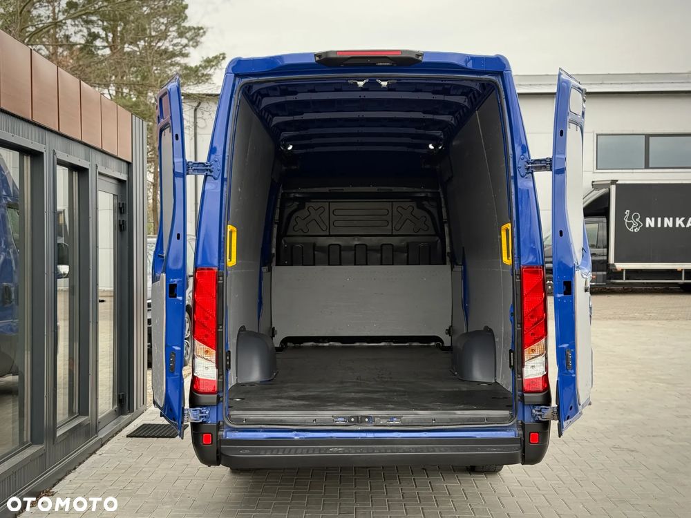 Iveco Daily 35S18 3.0 HPI 180KM / Maxi Długi L4 H2 / 2023 ROK PRODUKCJI / 154.502KM PRZEBIEG/ PNEUMATYKA / ZAREJESTROWANY W PL - 11