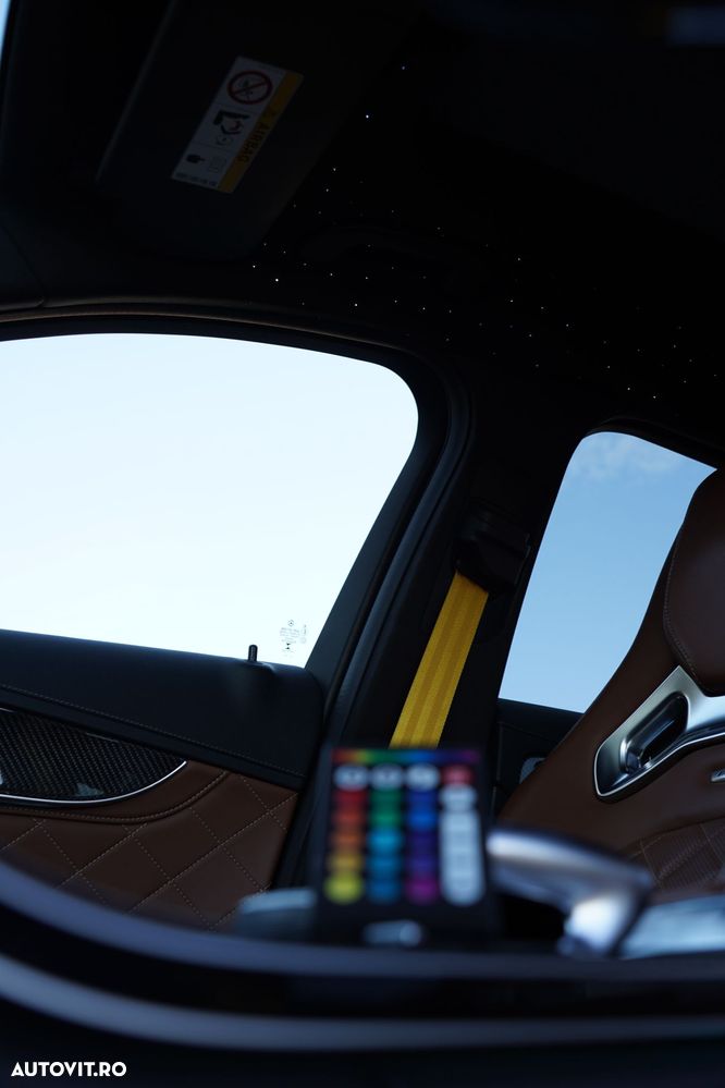 Mercedes-Benz C 63 AMG AMG Speedshift 7G-MCT - 24