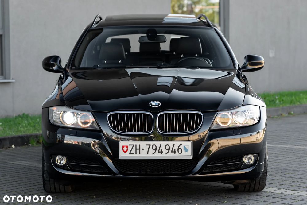 BMW Seria 3 325i xDrive Edition Lifestyle - 4