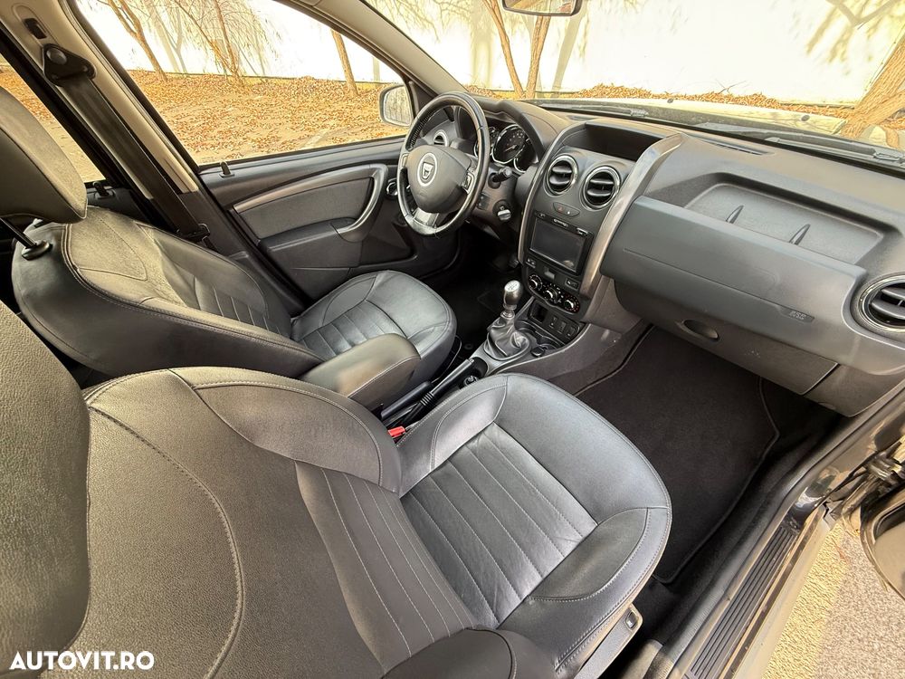 Dacia Duster TCe 125 4x2 Blackshadow - 7