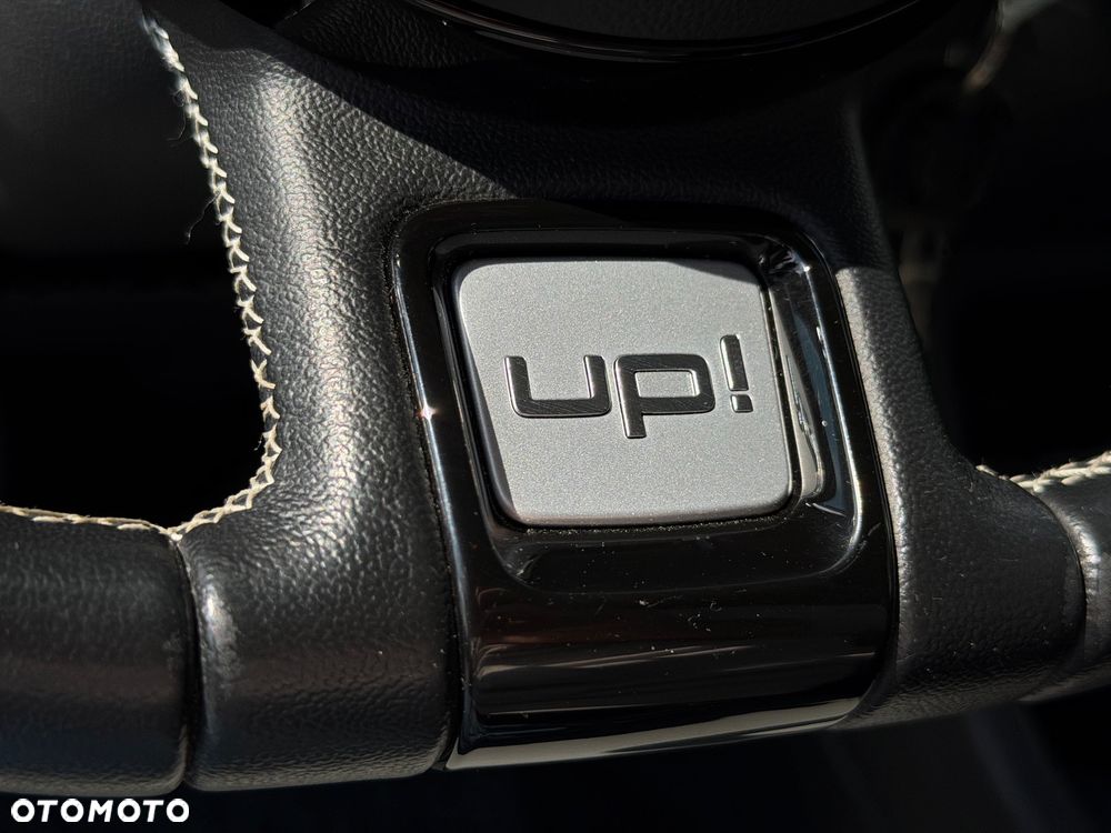 Volkswagen up! cheer - 26