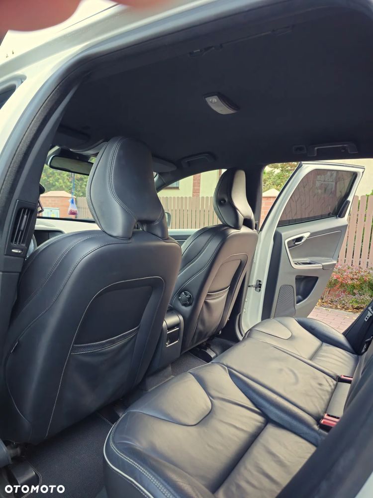 Volvo XC 60 - 31