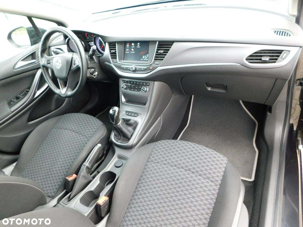 Opel Astra V 1.4 T Dynamic S&S - 14