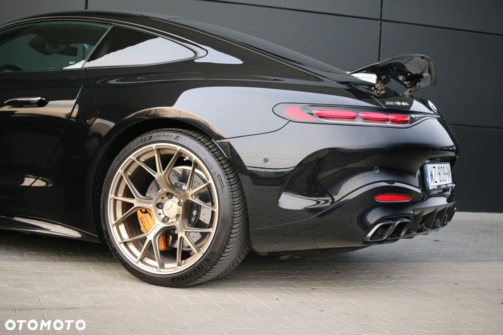 Mercedes-Benz AMG GT - 17