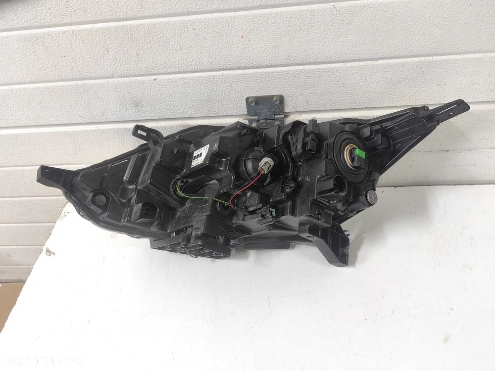 Nissan Qashqai j11 lampa przednia prawa - 6