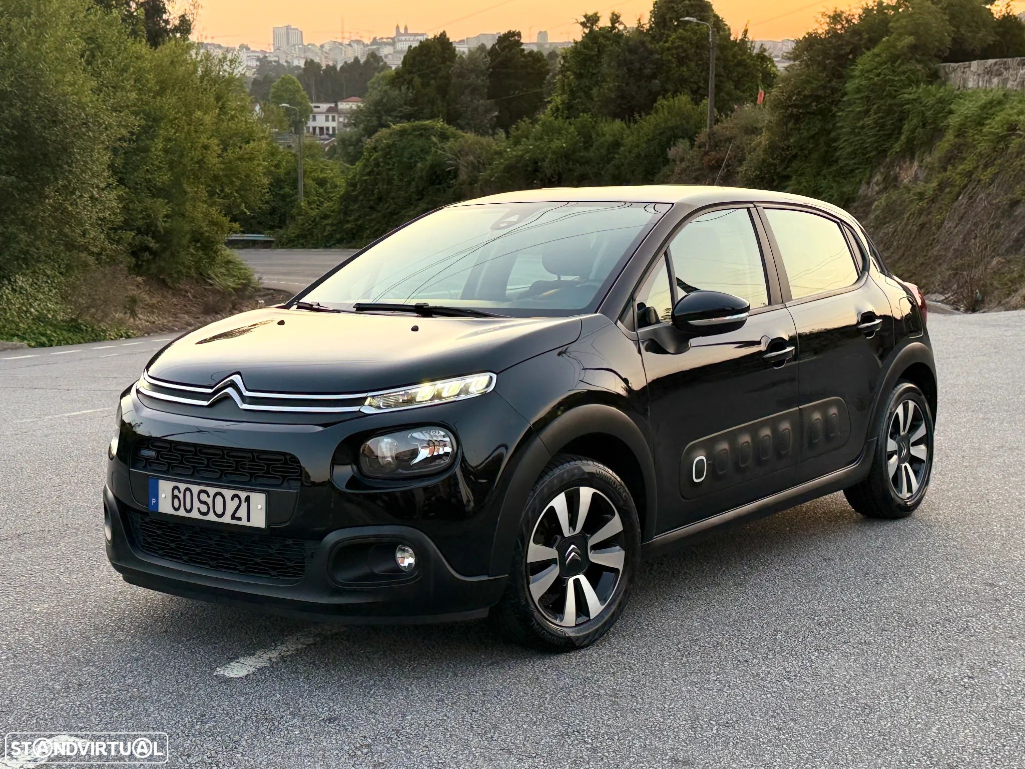 Citroën C3 1.2 PureTech Feel - 1