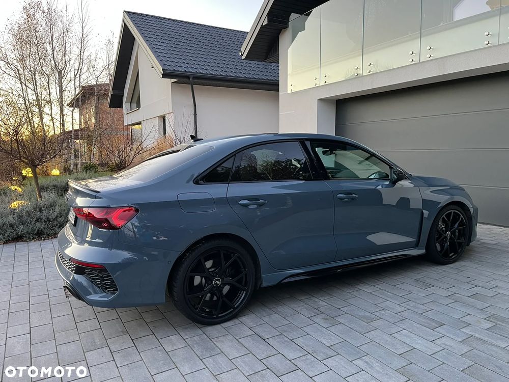 Audi RS3 Limousine - 6