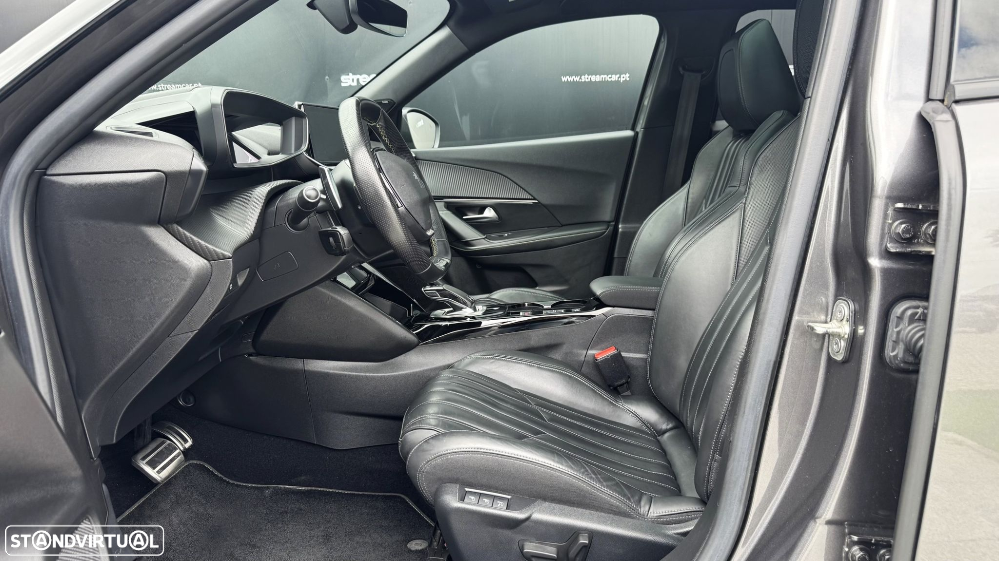Peugeot 2008 1.5 BlueHDi GT Pack EAT8 - 13