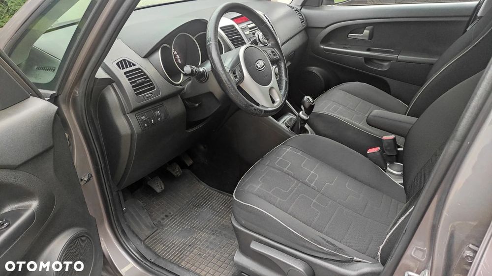 Kia Venga 1.4 L - 19