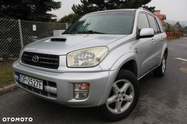 Toyota RAV4 D-4D 4x4 - 2