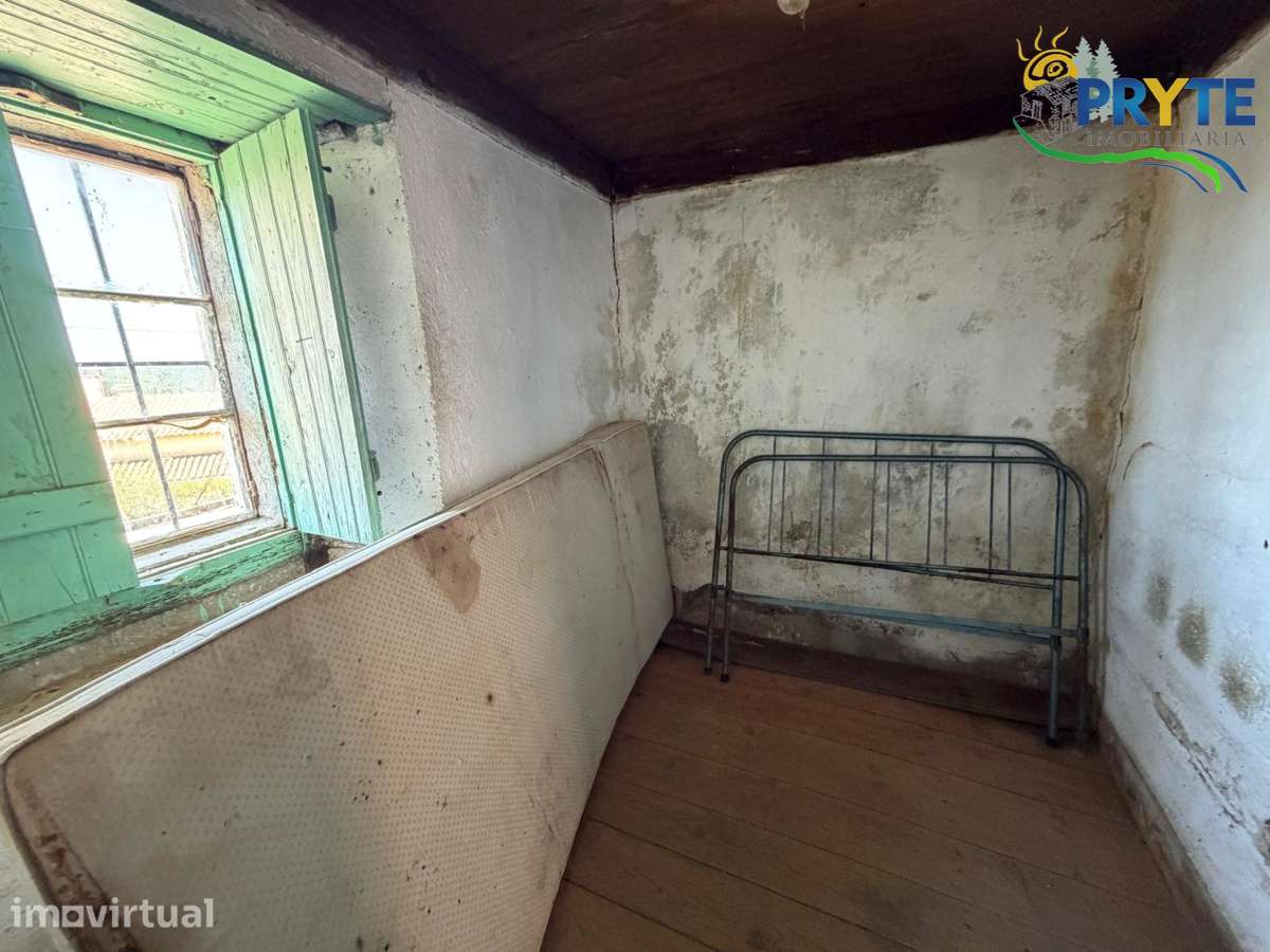 Moradia de 2 pisos na Freguesia da Ermida e Figueiredo - Grande imagem: 5/47