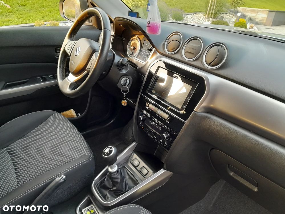 Suzuki Vitara 1.4 Boosterjet Elegance 2WD - 18