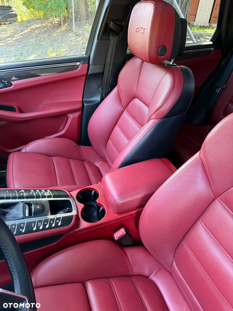 Porsche Macan GTS - 15