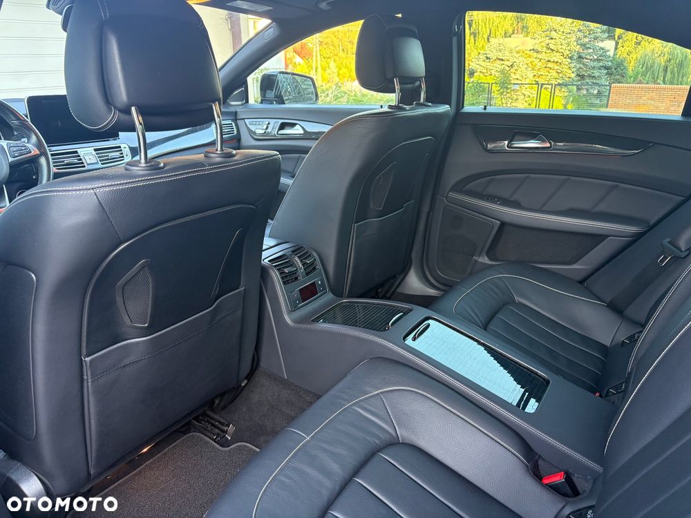 Mercedes-Benz CLS 350 d 4Matic 9G-TRONIC - 24