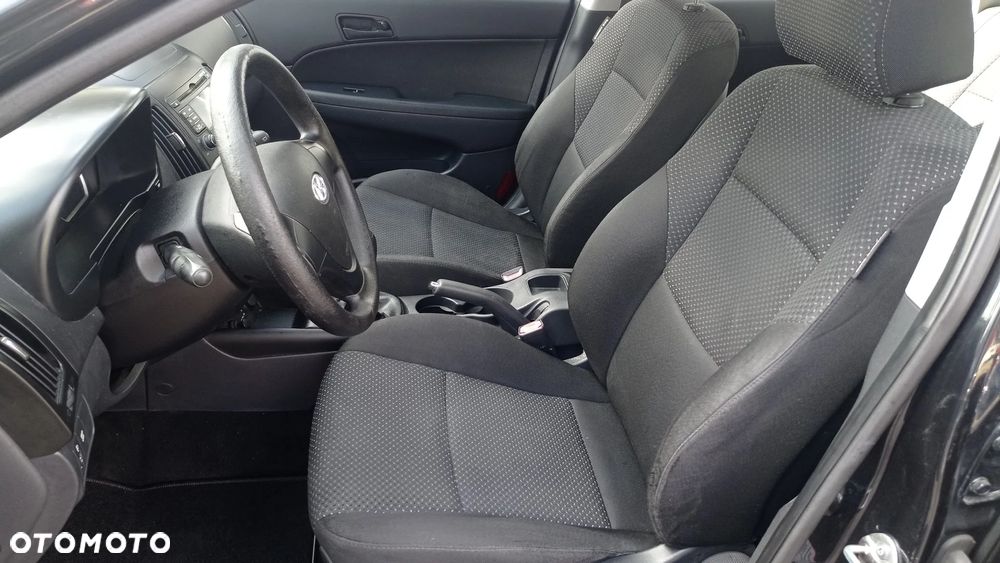 Hyundai i30 i30cw 1.4 Comfort - 36
