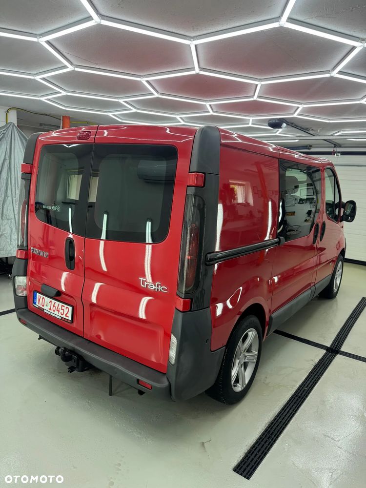 Renault Trafic - 2