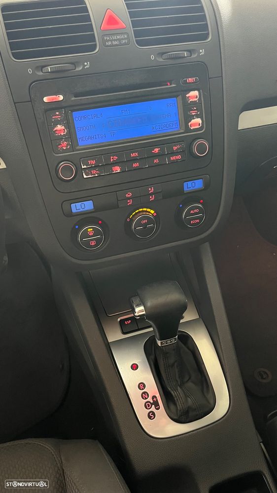 VW Golf 2.0 TDi Sport DSG - 12