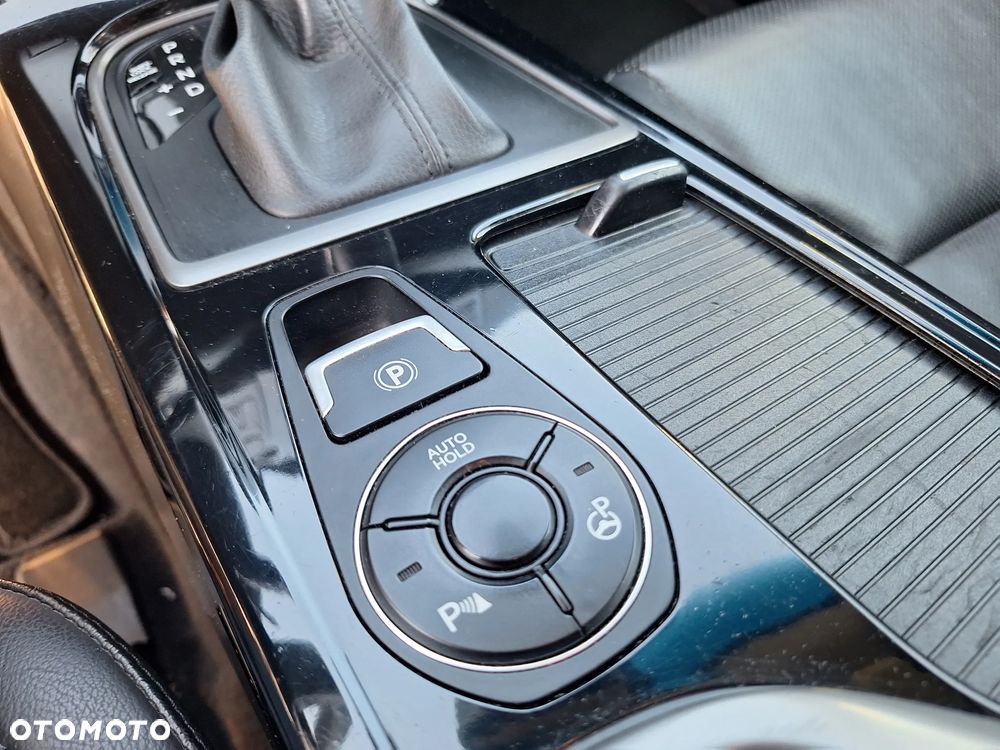 Hyundai i40 Kombi blue 1.7 CRDi DCT Premium - 16