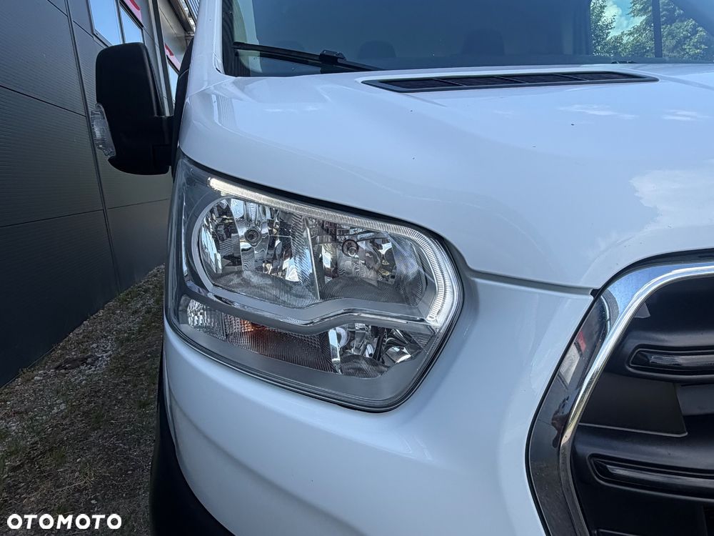 Ford Transit - 4