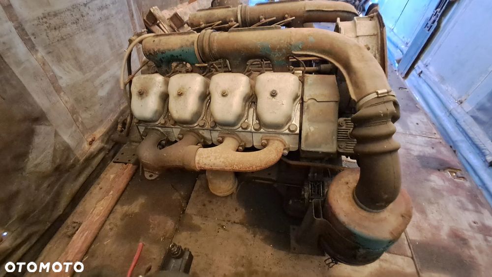 silnik TATRA Papuga V8